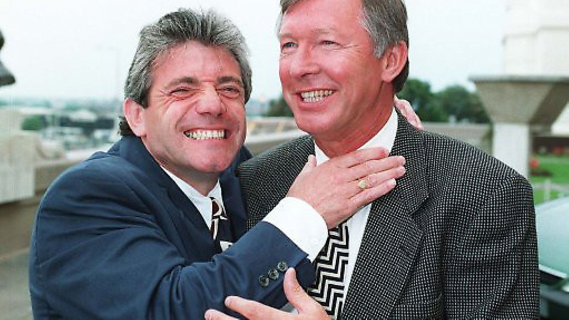 Kevin Keegan (left) gets to grips with Manchester United manager Alex Ferguson. 1996 - Credit: PA WIRE