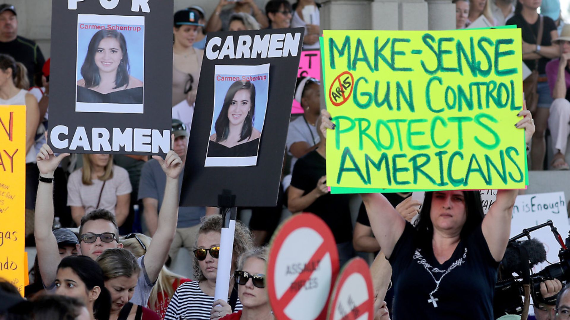 Protesters attend a rally at the Federal Courthouse in Fort Lauderdale to demand government action on firearms. Photo: Mike Stocker/Sun Sentinel/TNS/ABACAPRESS.COM - Credit: ABACA/PA Images