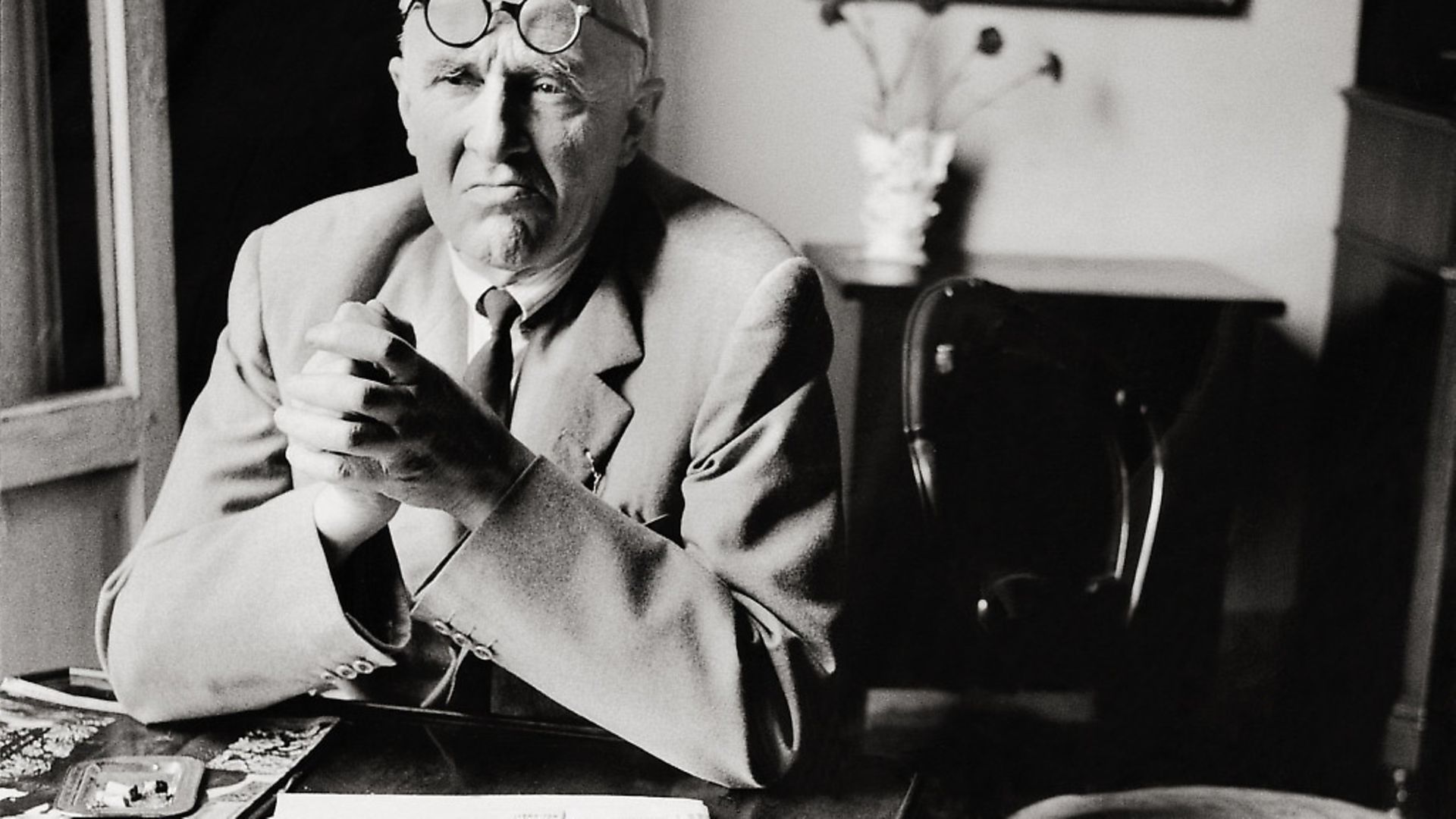 Painter Giorgio Morandi in his flat in Bologna. Photography. 1958.  Photo by Imagno/Getty Images - Credit: Getty Images