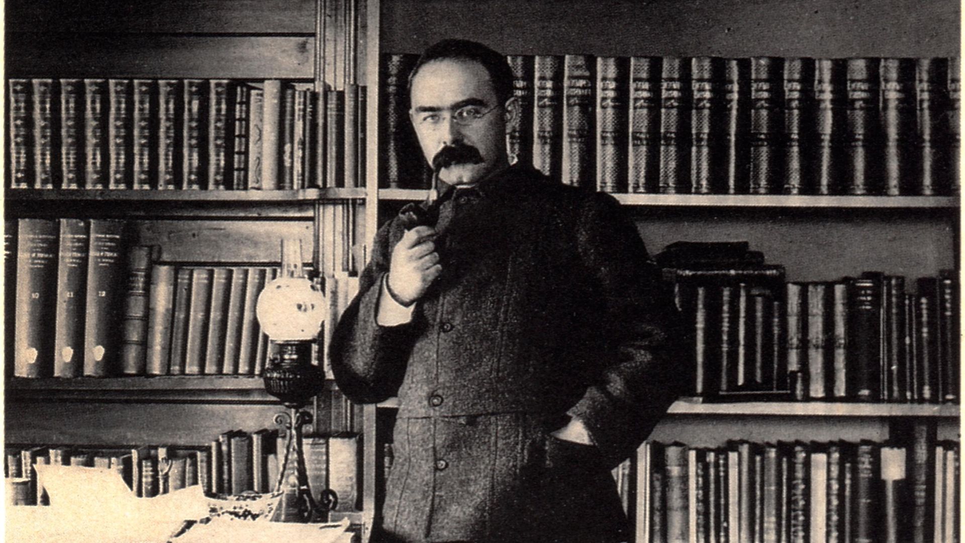 Rudyard Kipling (1865-1936) at home, circa 1895 - Credit: Universal Images Group via Getty