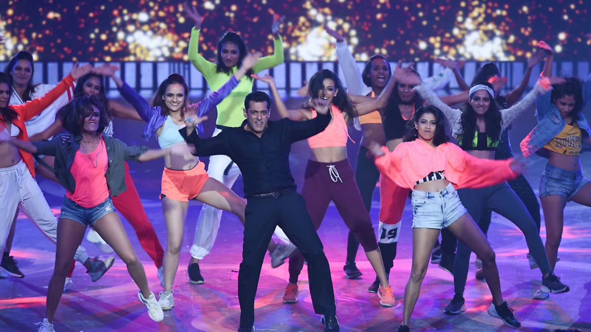 Bollywood actor Salman Khan (C) performs on stage during the 20th International Indian Film Academy (IIFA) Awards at NSCI Dome in Mumbai early on September 19, 2019. Photo: INDRANIL MUKHERJEE/AFP via Getty Images - Credit: AFP via Getty Images