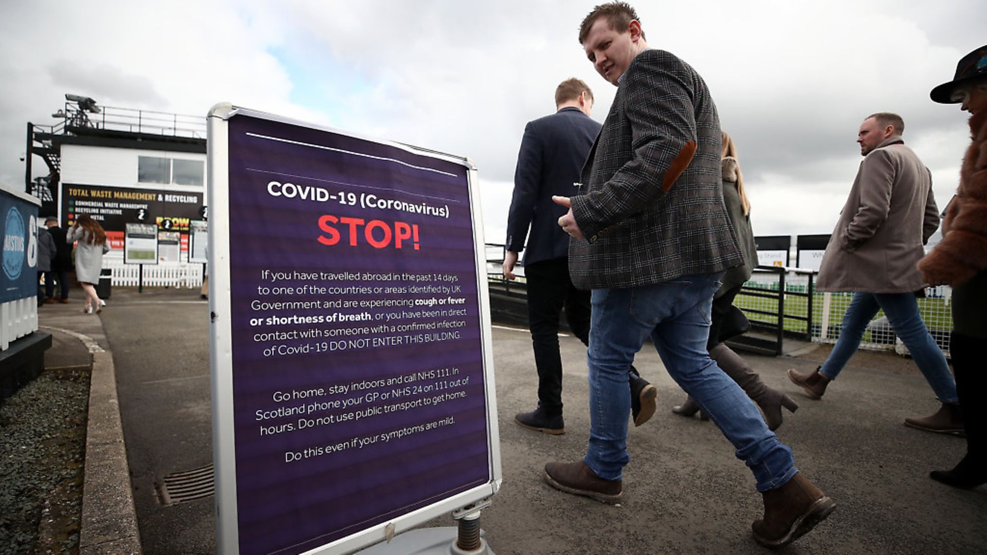 A sign notifying people about Coronavirus at Uttoxeter Racecourse. Photograph: Tim Goode/PA. - Credit: PA