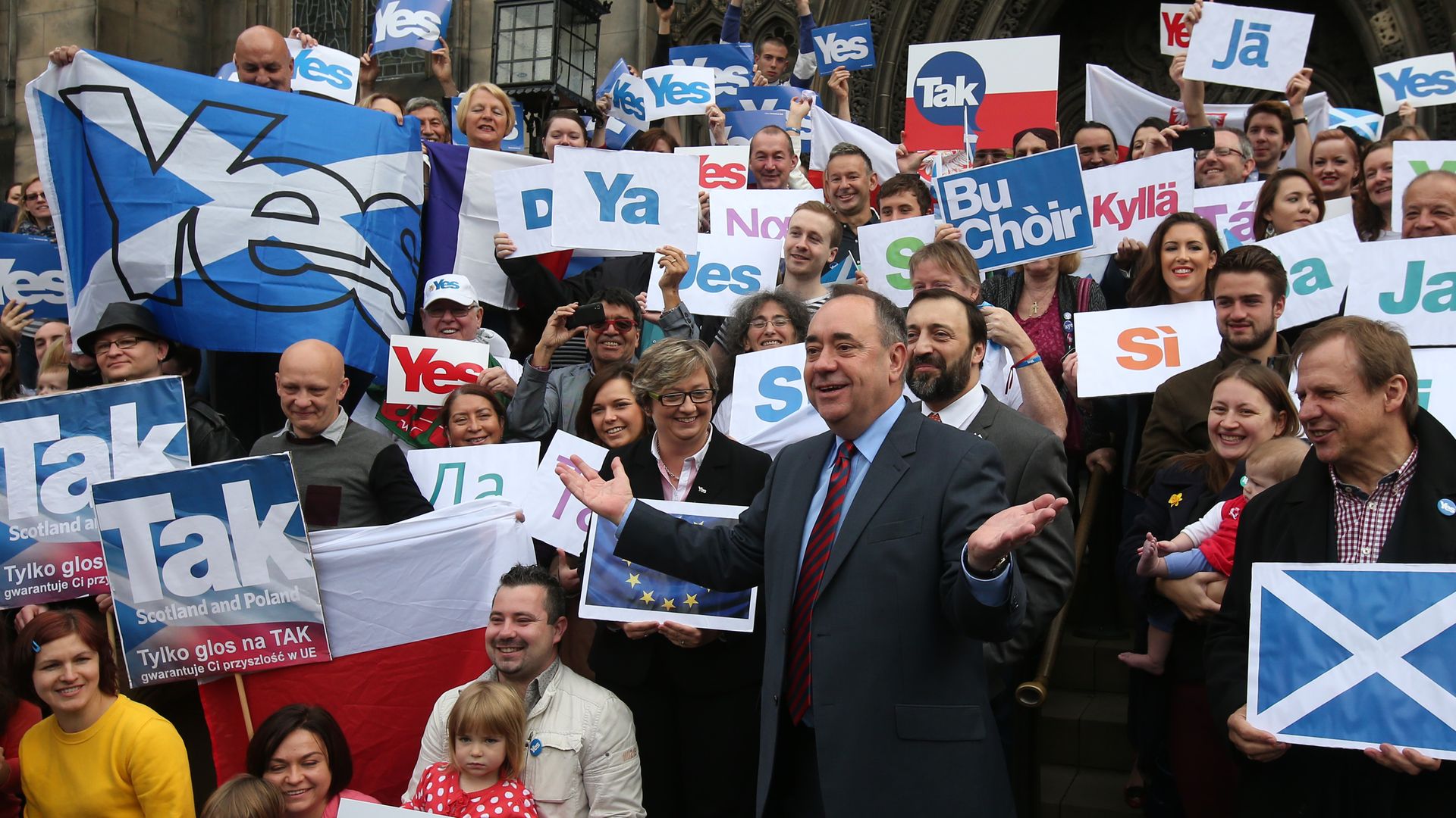 Alex Salmond meets with Scots and other European citizens to discuss Scotland's continued EU membership with a Yes vote - Credit: PA