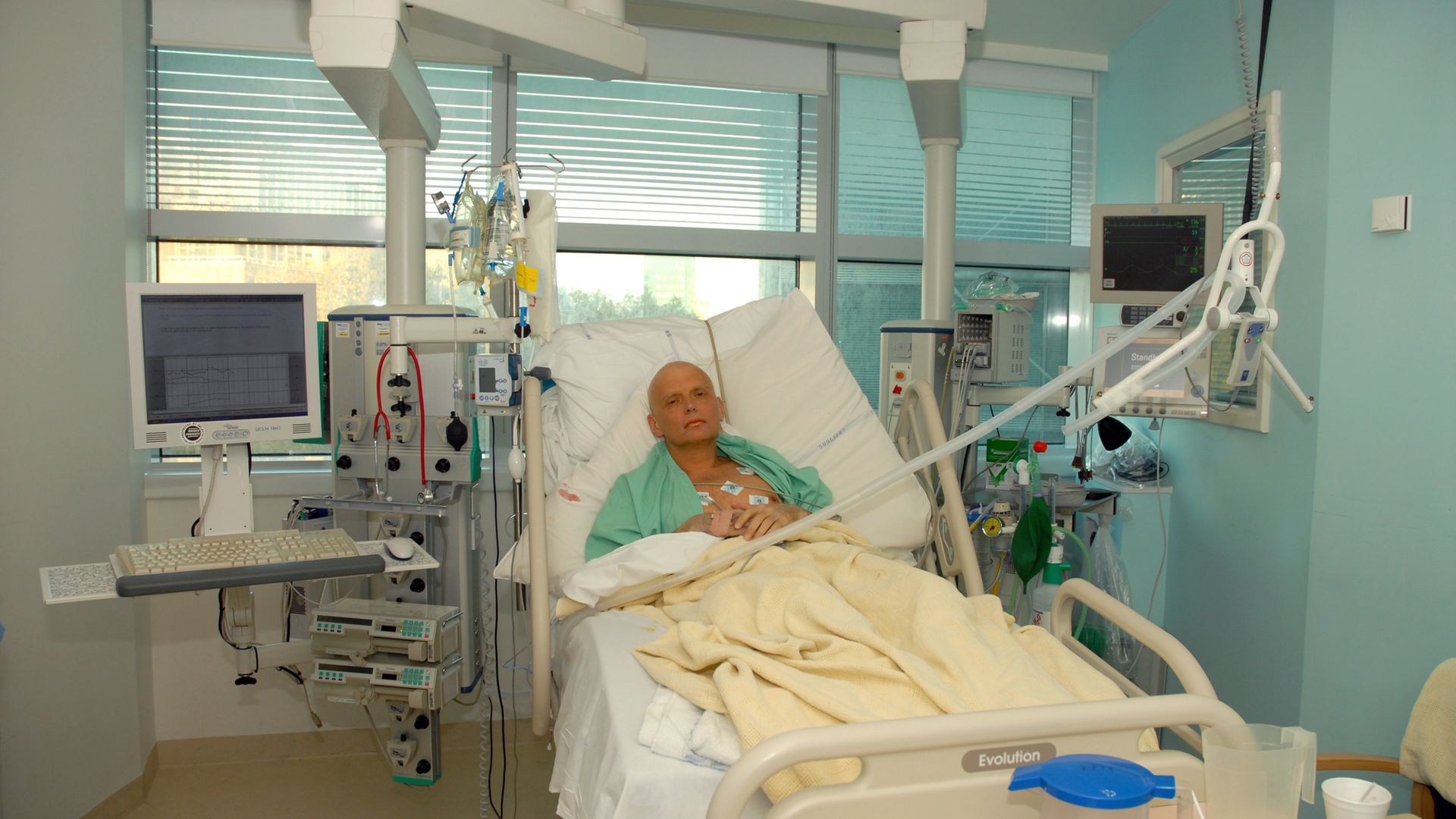 Alexander Litvinenko is pictured at the Intensive Care Unit of University College Hospital on November 20, 2006, three days before his death - Credit: Photo by Natasja Weitsz/Getty Images